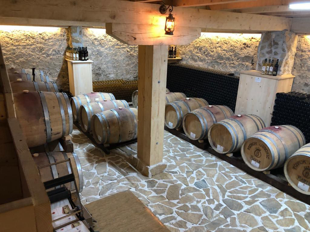 Rajačke Pivnice - Podrum Jovonić